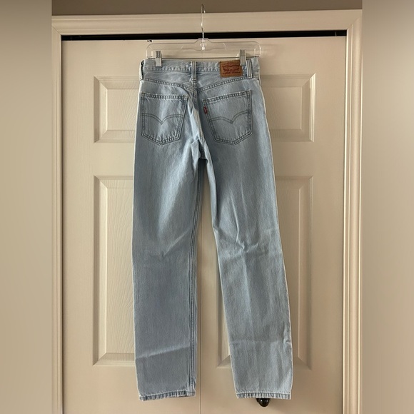 Levi Low-Pro Straight Leg Jeans- Size 24 - Picture 9 of 9